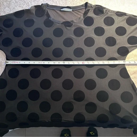 Alembika ~ Black Polka Dot Hi-Lo Semi-Sheer 3/4 Sleeve Tunic Top in Medium *flaw - Picture 10 of 16